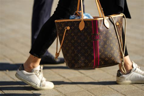 louis vuitton neverfull mm price in london|louis vuitton neverfull shopper.